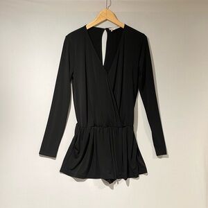 BCBGeneration Small Black Long Sleeve V-Neck Romper with pockets